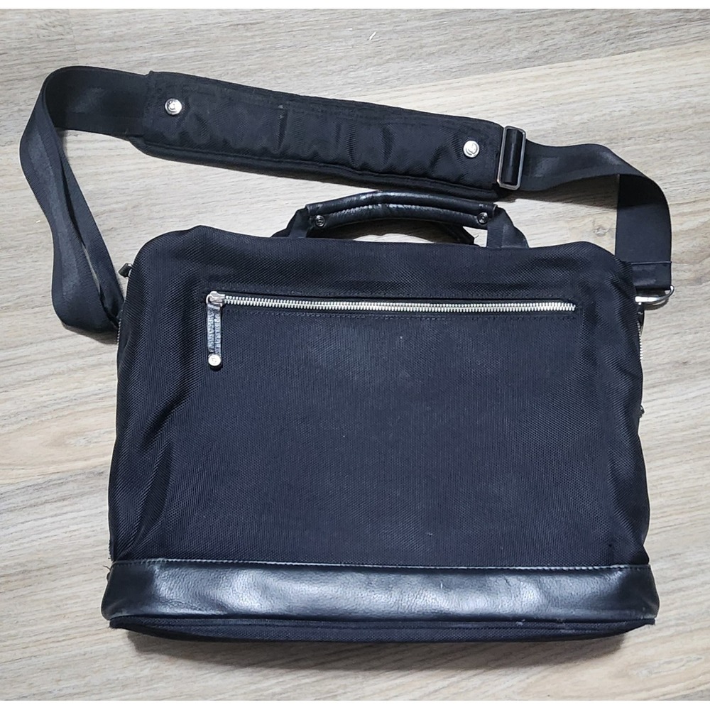 Booq Cobra‎ Brief 15" Laptop Bag | Black By Booq
